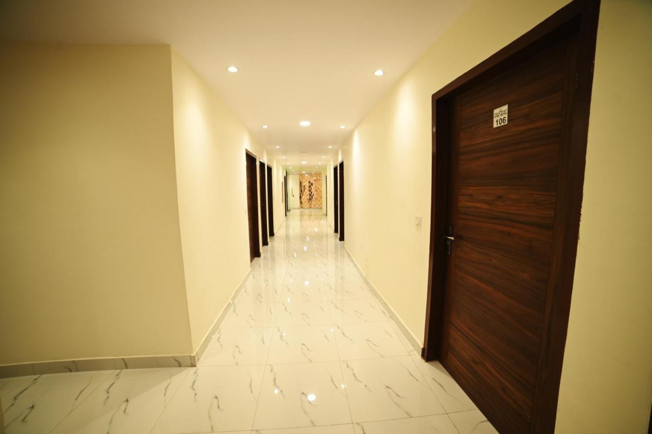 Ovel Hotel Ludhiana Exterior photo